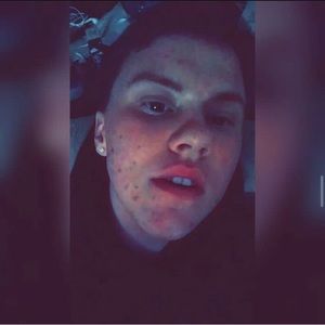 Meet your Posher, Cameron